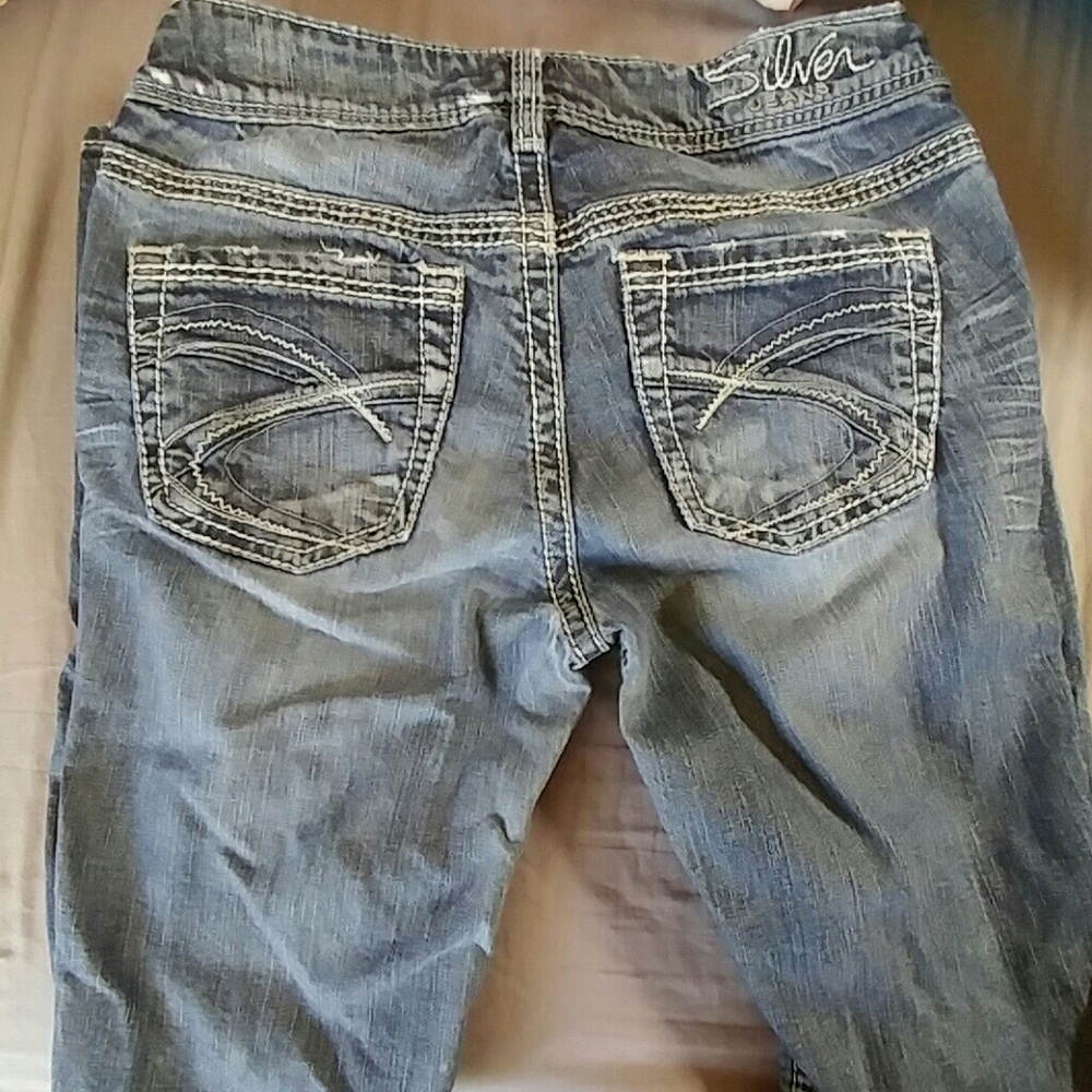 Suki Distressed Silver Jeans